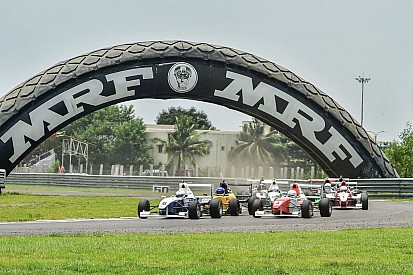 MMSC hands scholarship to 16 drivers for F1300 and F1600