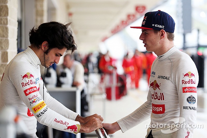 (L to R): Carlos Sainz Jr., Scuderia Toro Rosso with team mate Max Verstappen, Scuderia Toro Rosso