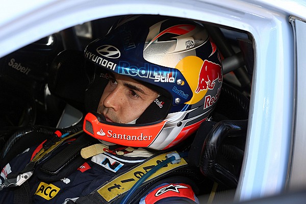 Sordo y Ogier lideran el S&uacute;per Especial de apertura con el mismo tiempo