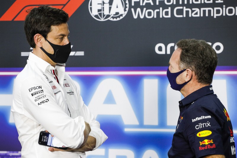 F1-Video am Montag: Vettel-DSQ wegen Benzin: Welche Chancen hat der Protest?