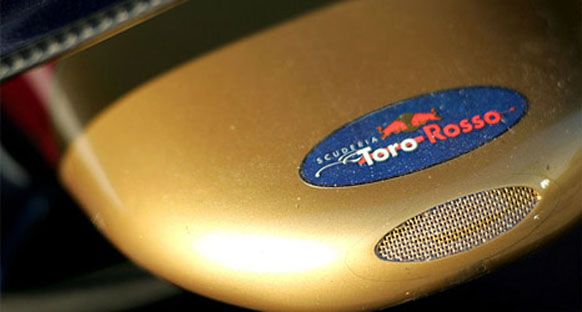 Toro Rosso Türkiye'de eski araçla yarışacak
