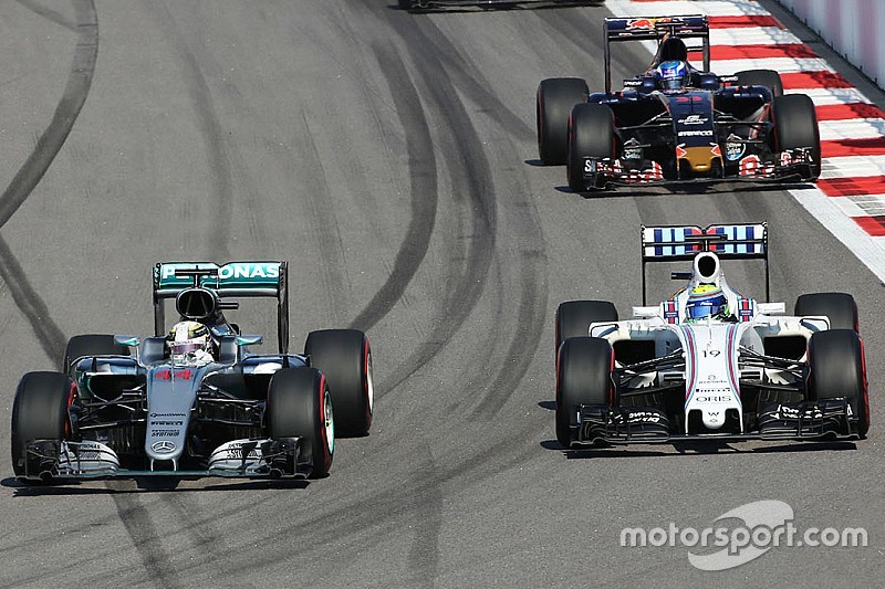 Lewis Hamilton, Mercedes AMG F1 Team W07 and Felipe Massa, Williams FW38 battle for position