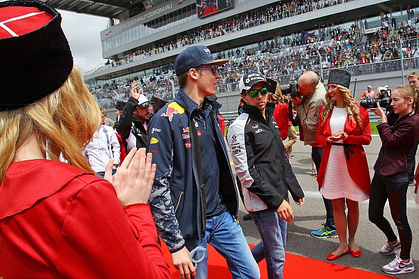 P&eacute;rez defiende a Kvyat: "Merece el asiento en Red Bull"