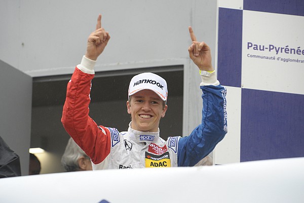 Barnicoat niet langer McLaren Junior: "Vervangen door Honda-talenten"