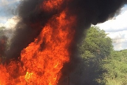 Un accidente de Paddon provoca un incendio en el Rally de Portugal