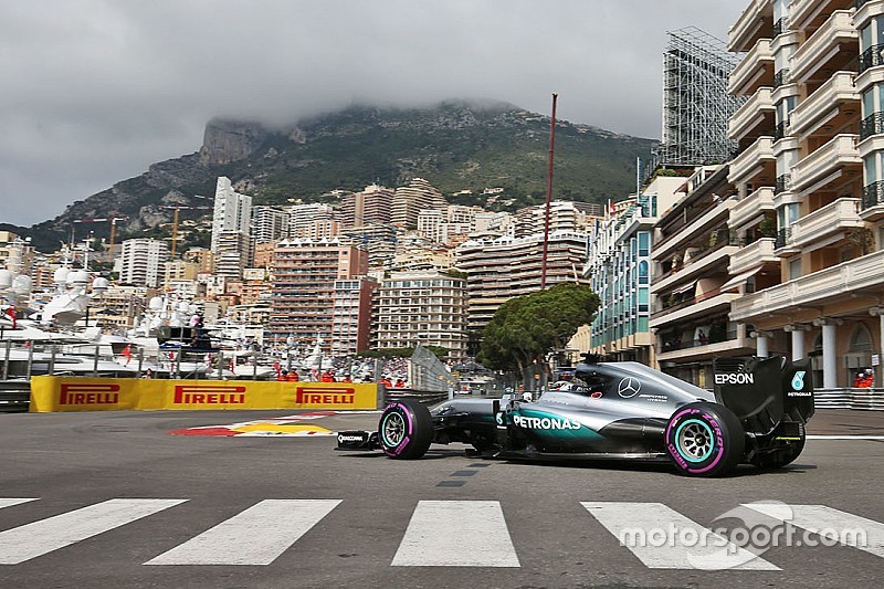 Lewis Hamilton, Mercedes AMG F1 W07 Hybrid