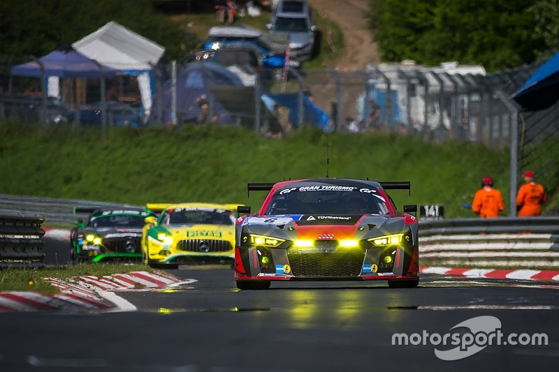 Bildergalerie: Die ersten Fotos vom 24h-Rennen an der Nordschleife
