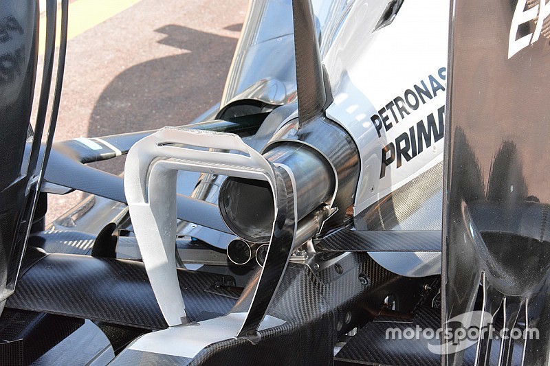 Mercedes AMG F1 Team W07 rear detail