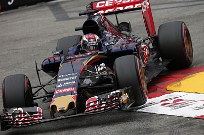 Verstappen karrierjének eddigi legnagyobb balesete: orral a monacói falban