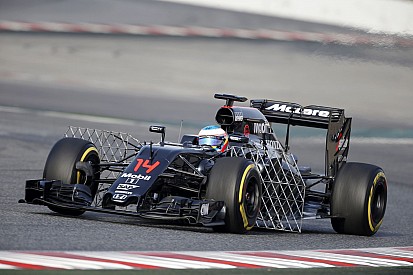 Ferrari Vs. Mercedes Vs. Honda Vs. Renault: a barcelonai egyenesben