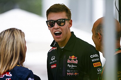 Kvyat csúnyán kiakadt Grosjean-ra: „Mi a ***** csinál?”