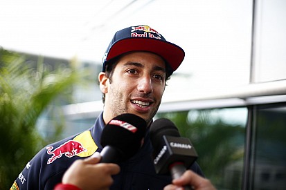 Ricciardo Laureus-díjat nyert, Hamilton és a Mercedes semmit sem kapott