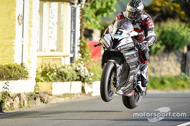 Michael Dunlop, Hawk Racing, BMW