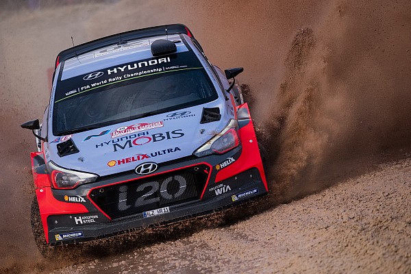 Neuville lidera sobre Latvala tras la ma&ntilde;ana del viernes