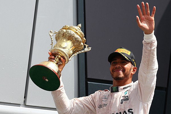 Hamilton se aproxima de Senna e Prost e iguala Mansell