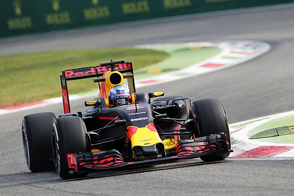 Ricciardo: Ferrari tem "grande vantagem" sobre Red Bull