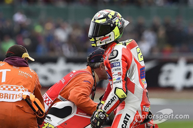 “No hay justificación médica para no dejar correr a Iannone”