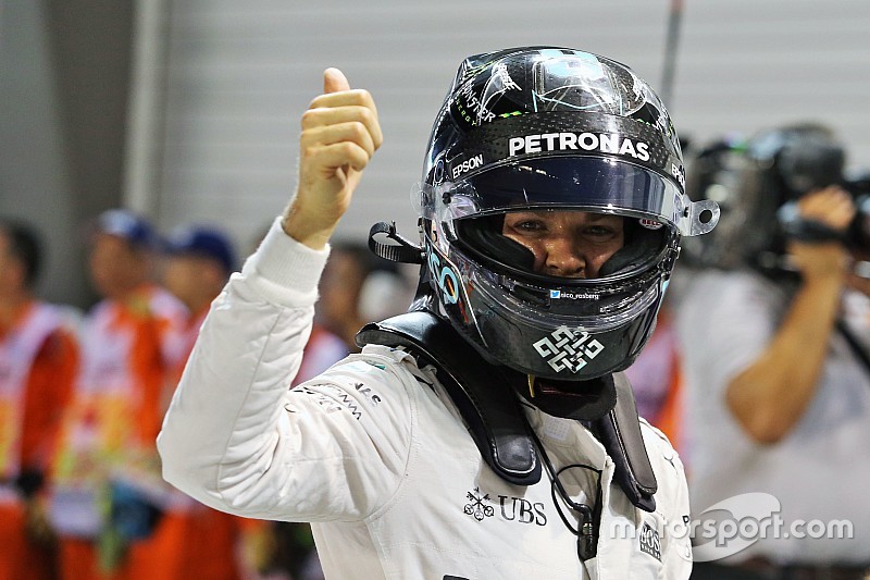 Pole position para Nico Rosberg, Mercedes AMG F1 W07 Hybrid