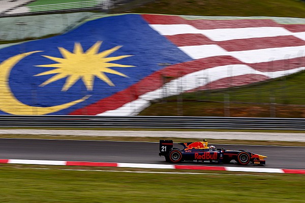 Gasly golpe&oacute; primero en Sepang