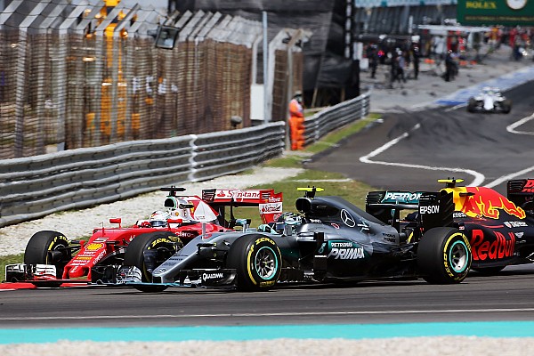 Rosberg sobre Vettel: "Un tetracampe&oacute;n fuera de control me golpe&oacute;"