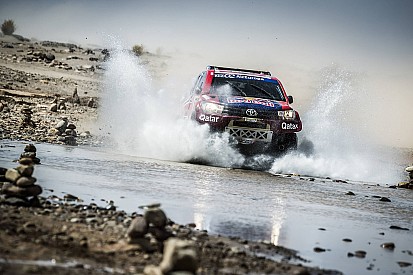 Marruecos, etapa 4: Sainz se hace un l&iacute;o y Al-Attiyah lo aprovecha