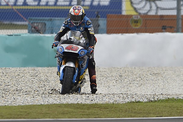 Miller lidera una sesi&oacute;n marcada por el agua y la ausencia de M&aacute;rquez