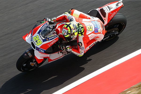 Iannone: &ldquo;Cada vez que sal&iacute; a la pista mejor&eacute;&rdquo;