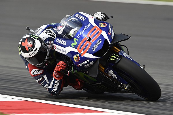 Lorenzo muestra sus cartas en el primer libre de Valencia