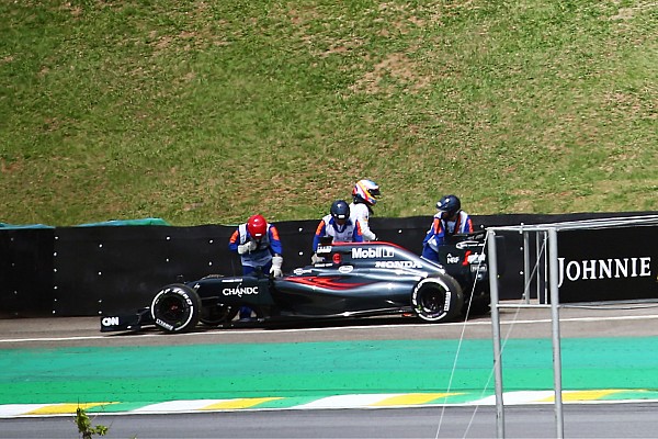 Dando show para TV, Alonso quer chuva em Interlagos