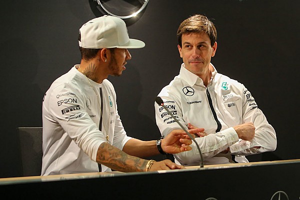 Wolff indic&oacute; que Hamilton ignor&oacute; las &oacute;rdenes de equipo