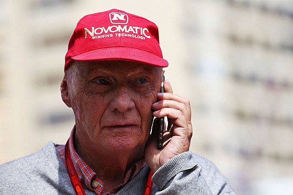 Lauda: "Metade do grid" se ofereceu para substituir Rosberg