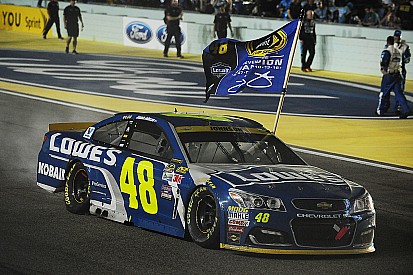 Jimmie Johnson no considera que NASCAR quiera afectarlo