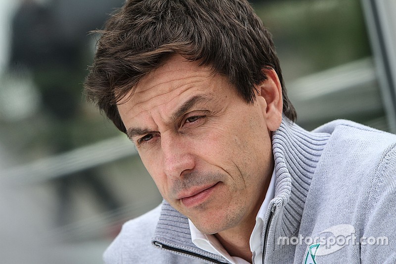 沃尔夫:F1“没有衰败“,改革不应变成“开放性测试”