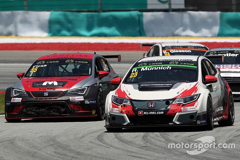 Hivatalos: Ficza Ferenc a TCR-ben versenyez, a Zengő Motorsporttal is!
