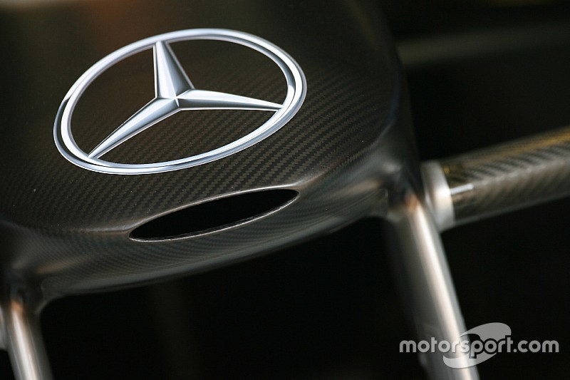 Mercedes logo