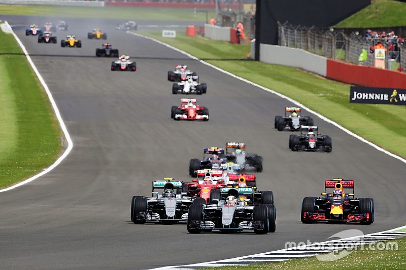 Lewis Hamilton, Mercedes AMG F1 W07 Hybrid