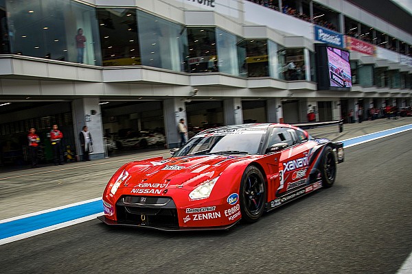 Coches Super GT acompa&ntilde;ar&aacute;n al DTM en pista