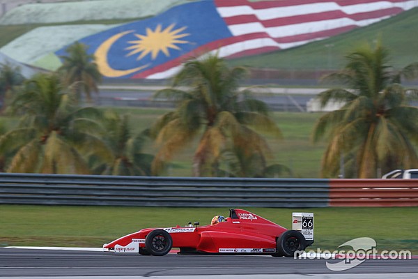 El organizador de F4 se disculpa por una carrera loca