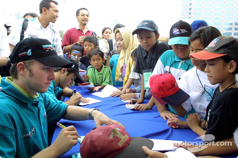 Nick Heidfeld ve Felipe Massa logoing autographs