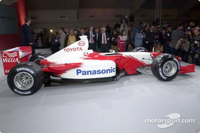 El Toyota Formula 1 TF102 2001
