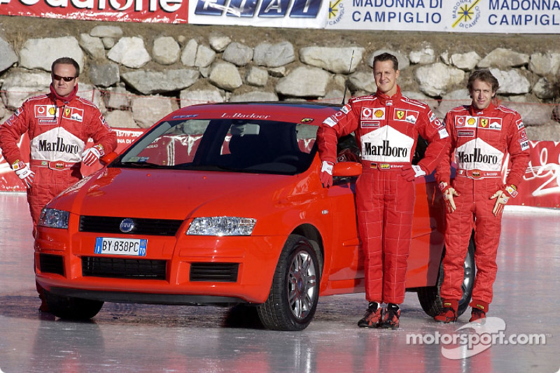 Rubens Barrichello, Michael Schumacher et Luca Badoer avec la Fiat Stilo