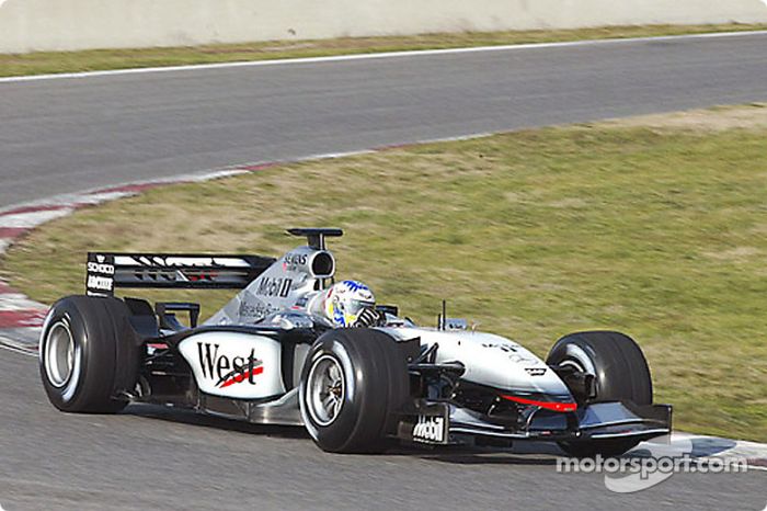 McLaren MP4-17 (2002)