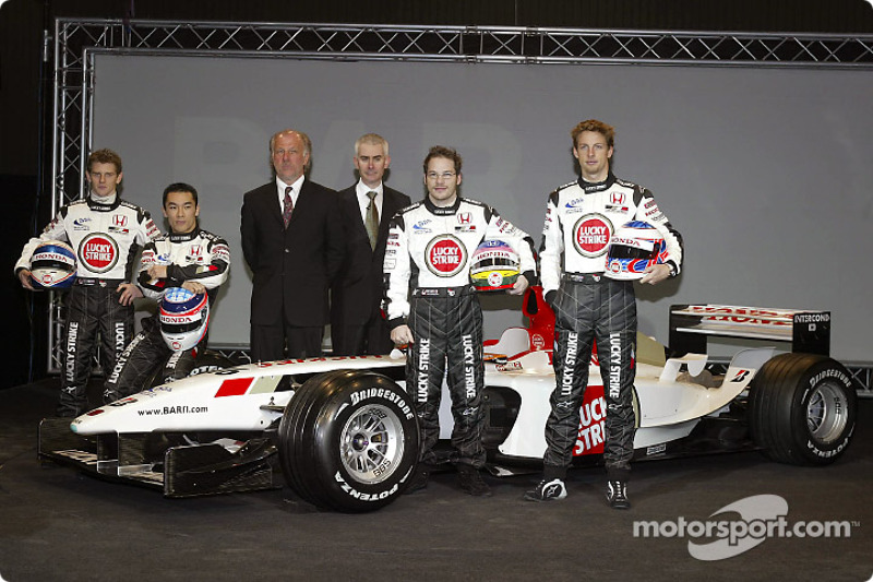 Anthony Davidson, Takuma Sato, David Richards, Geoffrey Willis, Jenson Button ve Jacques Villeneuve