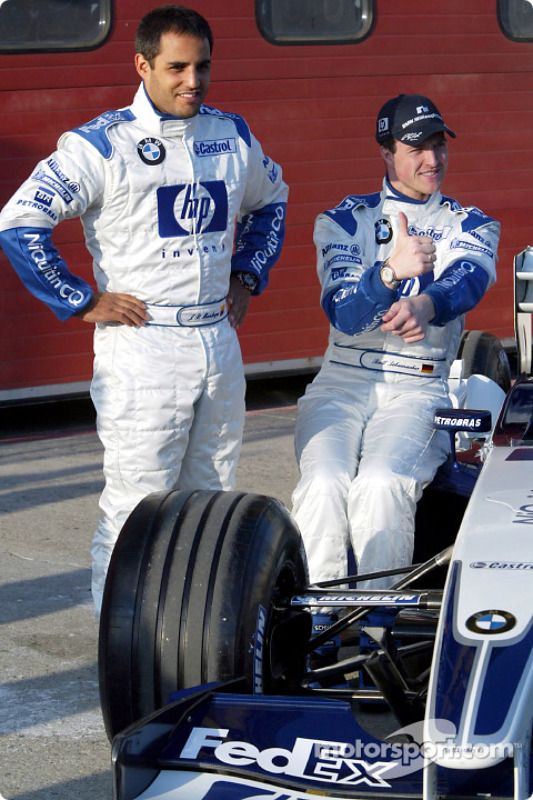Juan Pablo Montoya, Ralf Schumacher y Frank Williams en la presentación de NiQuitinCQ