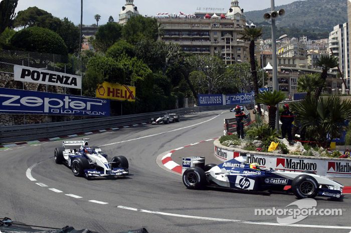Ralf Schumacher lidera a Juan Pablo Montoya