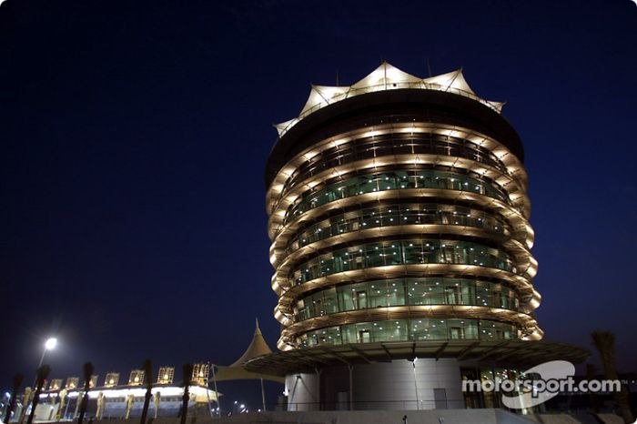 Circuito internacional de Bahrein por la noche