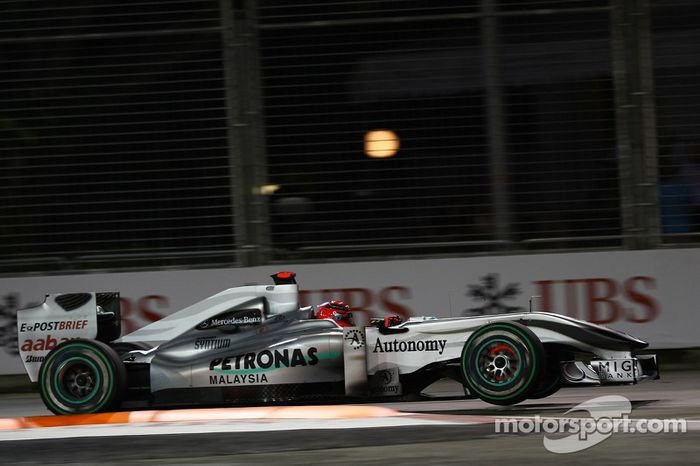 2010: Mercedes MGP W01