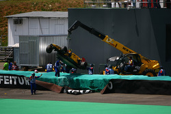 Авария Виталия Петрова, Renault F1 Team