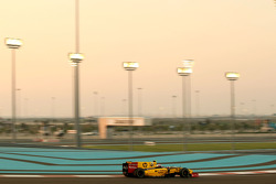Виталий Петров, Renault F1 Team