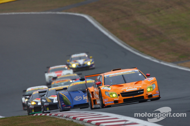 #74 CoRolla Axio apr GT: Takuto Iguchi, Yuji Kunimoto
